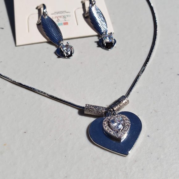 Silver Faux Diamond Heart Earring and Necklace Set - Picture 2 of 5